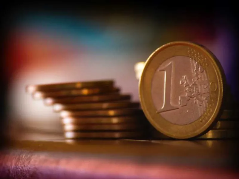 Procentu likmes sasniedz virsotnes 