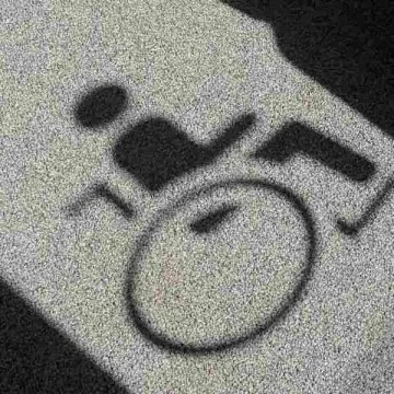  Darba piespiedu kavējums darbiniekam ar invaliditāti