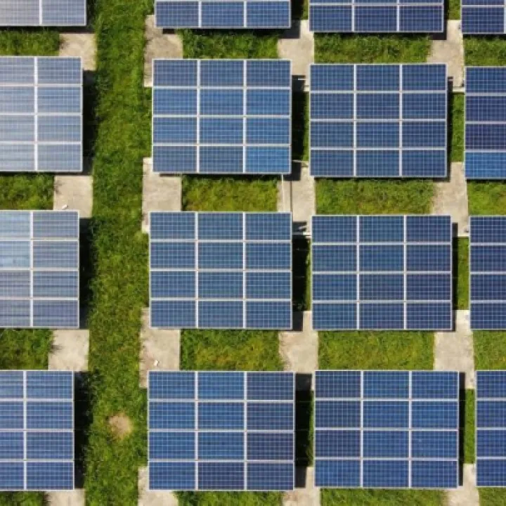 Piešķir papildu finansējumu atjaunojamo energoresursu iekārtu uzstādīšanai