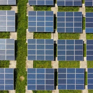 Piešķir papildu finansējumu atjaunojamo energoresursu iekārtu uzstādīšanai