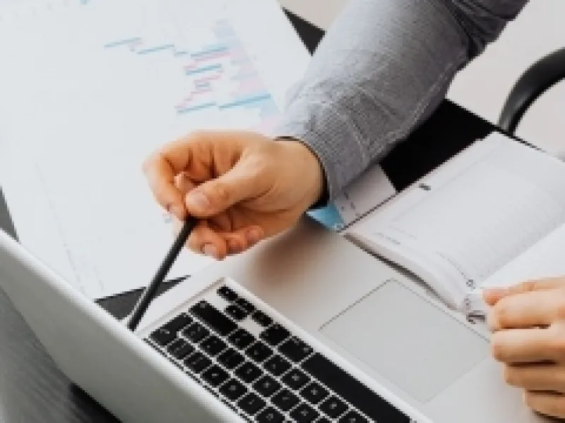 Подтверждает ли сделку документ XML-формата?