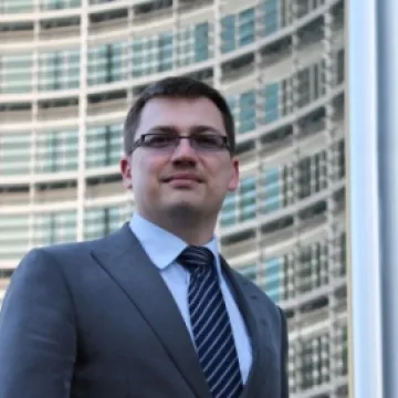 Управление рисками при совершении безналичных платежных операций