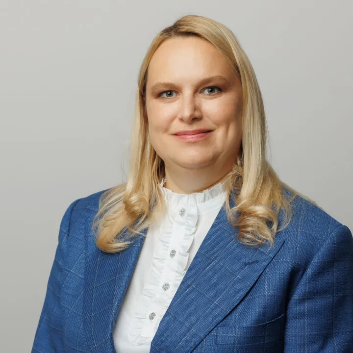 Vai darba devējs var liegt darbiniekiem strādāt  pie klienta