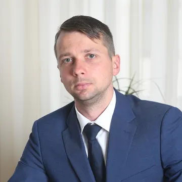 Kurš drīkst pārbaudīt pircēja somu?