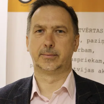 Latvijā jācīnās ar mītu par neaizskaramiem darbiniekiem