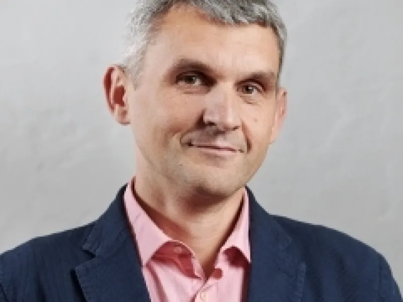 Как платить налоги за недвижимость, вложенную в основной капитал общества?