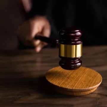 Biežākie iemesli tiesāties ar valsts iestādēm