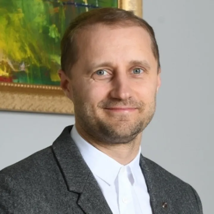 Kā piemēro nodokli nesadalītai peļņai reorganizācijas gadījumā?
